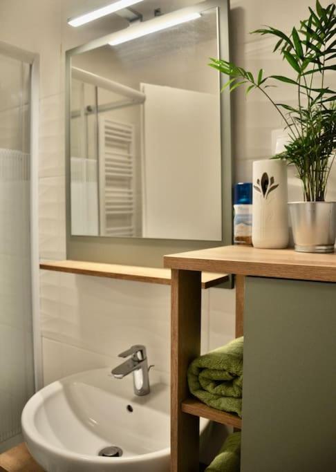 New Studio Apartment In Central Budapest - Free Parking エクステリア 写真